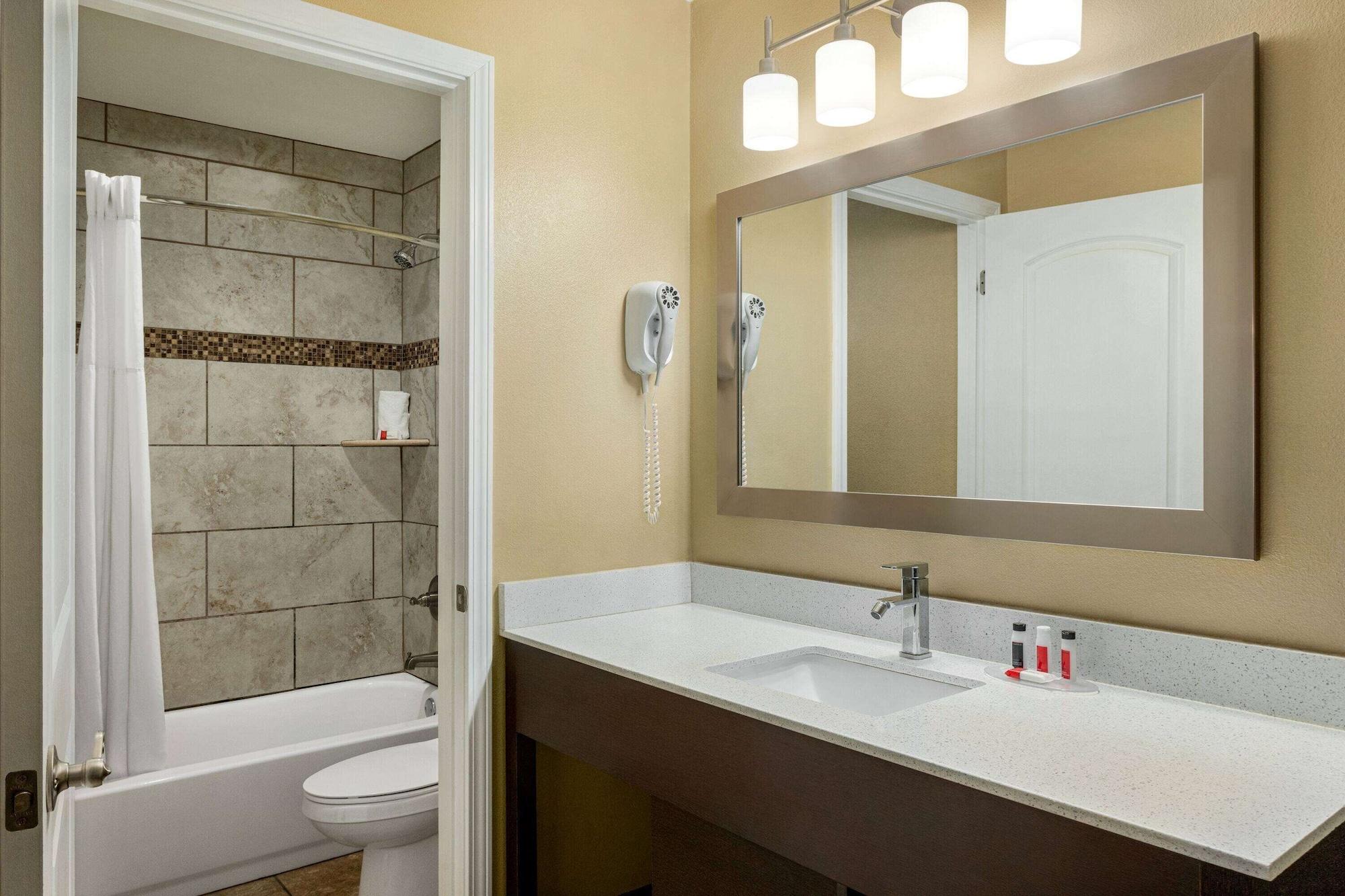 Howard Johnson By Wyndham Pigeon Forge Ngoại thất bức ảnh