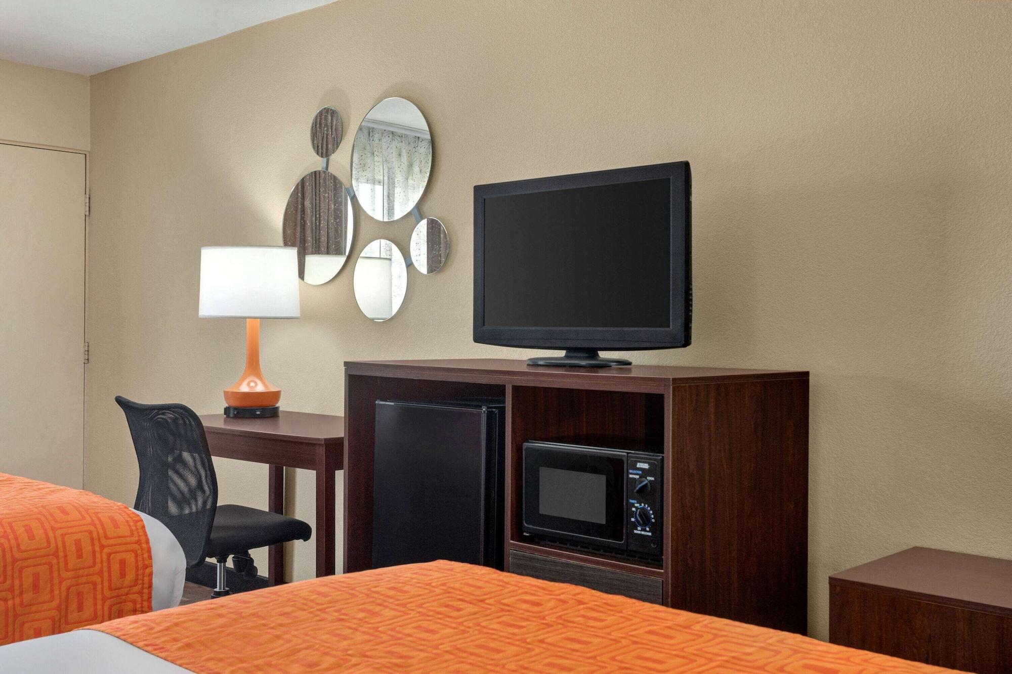Howard Johnson By Wyndham Pigeon Forge Ngoại thất bức ảnh