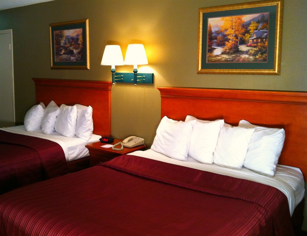 Howard Johnson By Wyndham Pigeon Forge Ngoại thất bức ảnh